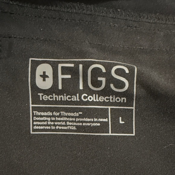 Figs Technical Collection in Black - Picture 5 of 6
